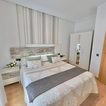 Cozy In Valencia! Wi-fi ! Apartment