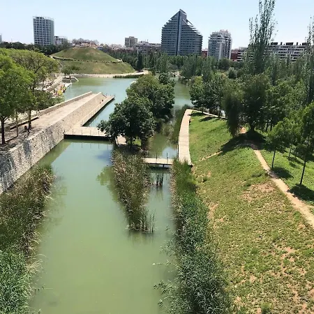 Apartamento Cozy In Valencia! Wi-fi ! *