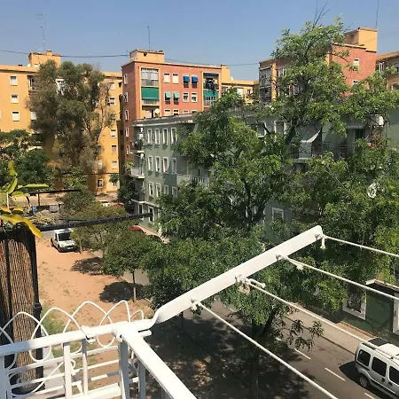 Cozy In Valencia! Wi-fi ! Apartamento *